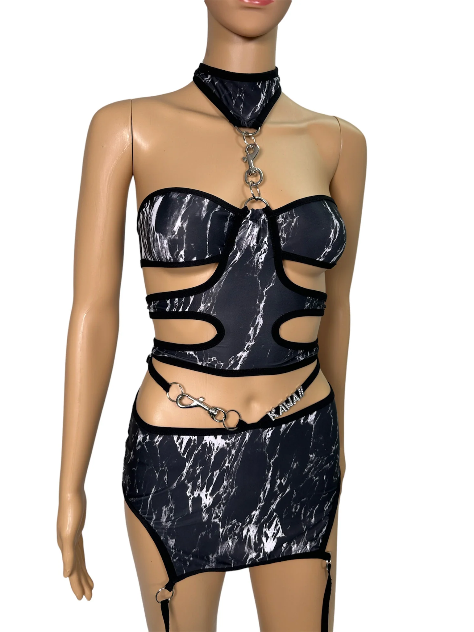 LEELOO CUT OUT TOP - Image 2