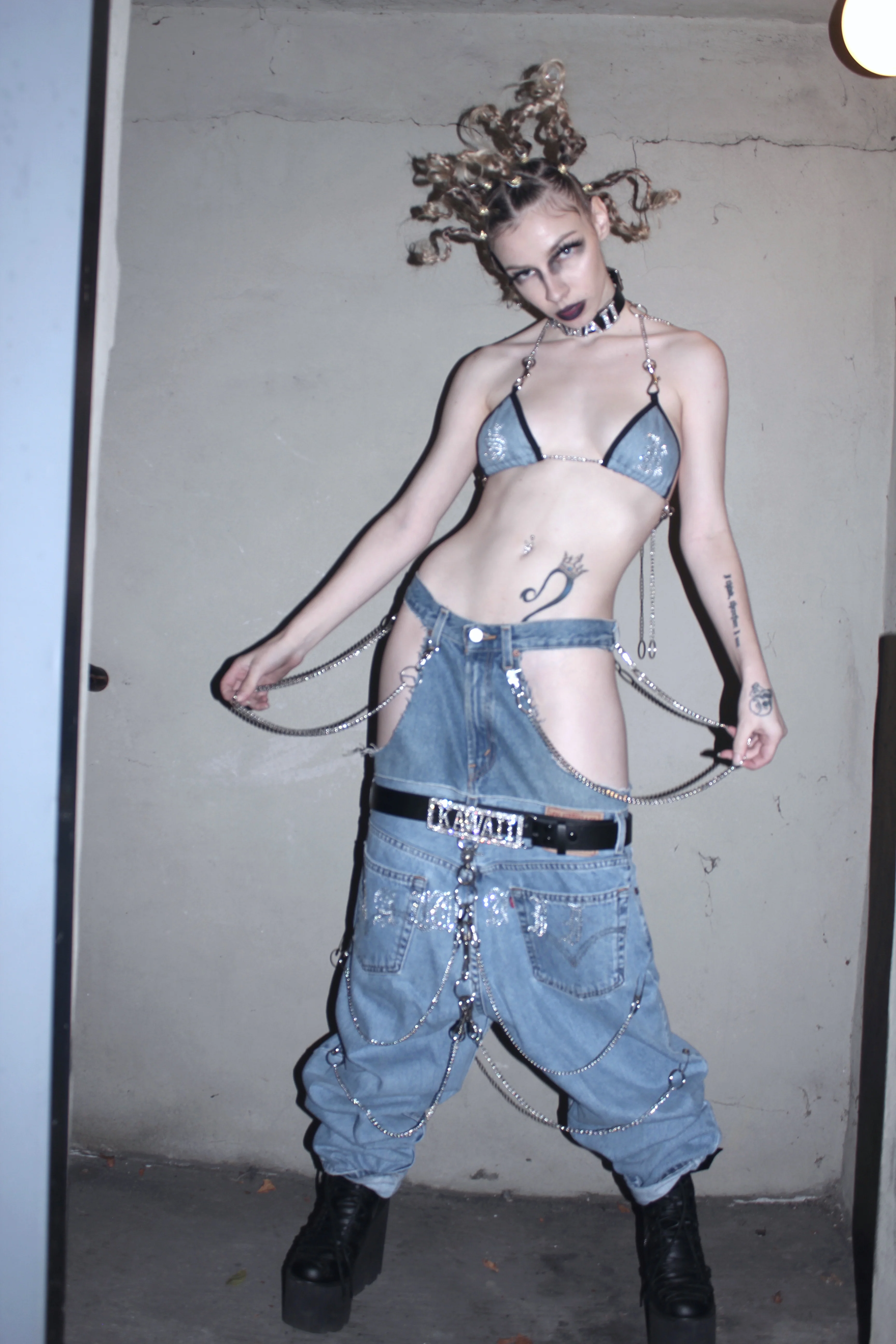 THE IGGY RHINESTONE DENIM BRA - Image 6